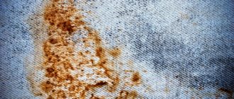 How and how to remove rust stains from clothes: the best means