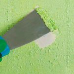 Как очистить стены в квартире от старой краски — проверенные способы
