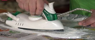 how to clean the soleplate of an iron with salt