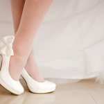 Как ухаживать за белой обувью